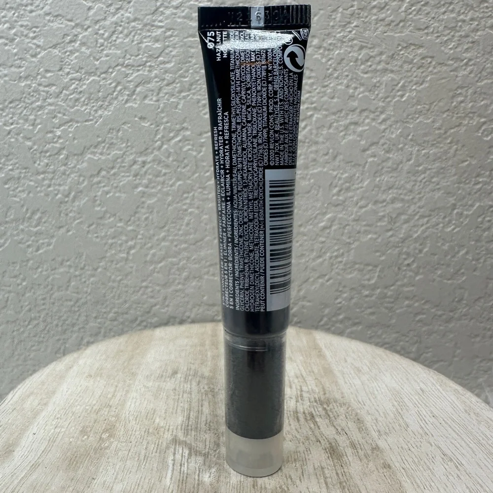 $5 🌙 Revlon ColorStay Skin Awaken Concealer IN 075‎ NEW